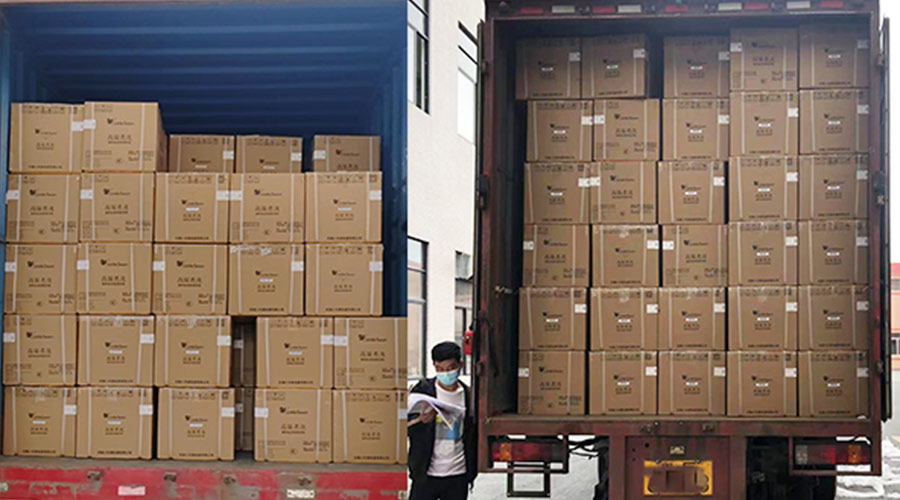 集裝箱裝柜進(jìn)行時(shí)！金環(huán)電器客戶(hù)迷你洗衣機順利發(fā)貨！