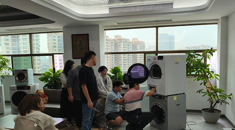 金環(huán)電器銷(xiāo)售部培訓，助力熱泵烘干機業(yè)務(wù)騰飛